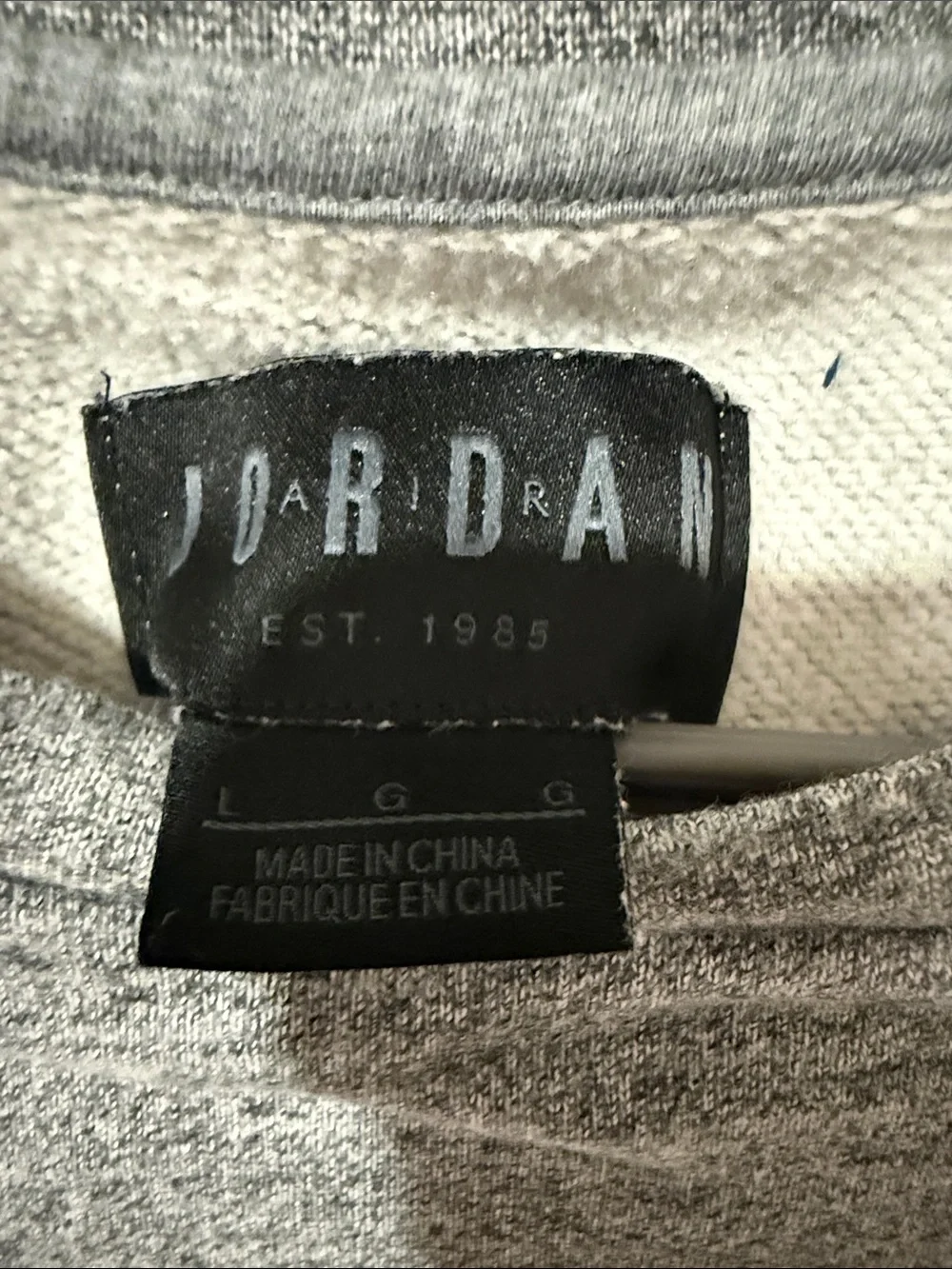 Like new Sz L Jordan Heather Gray Crewneck Sweatshirt with Small Logo